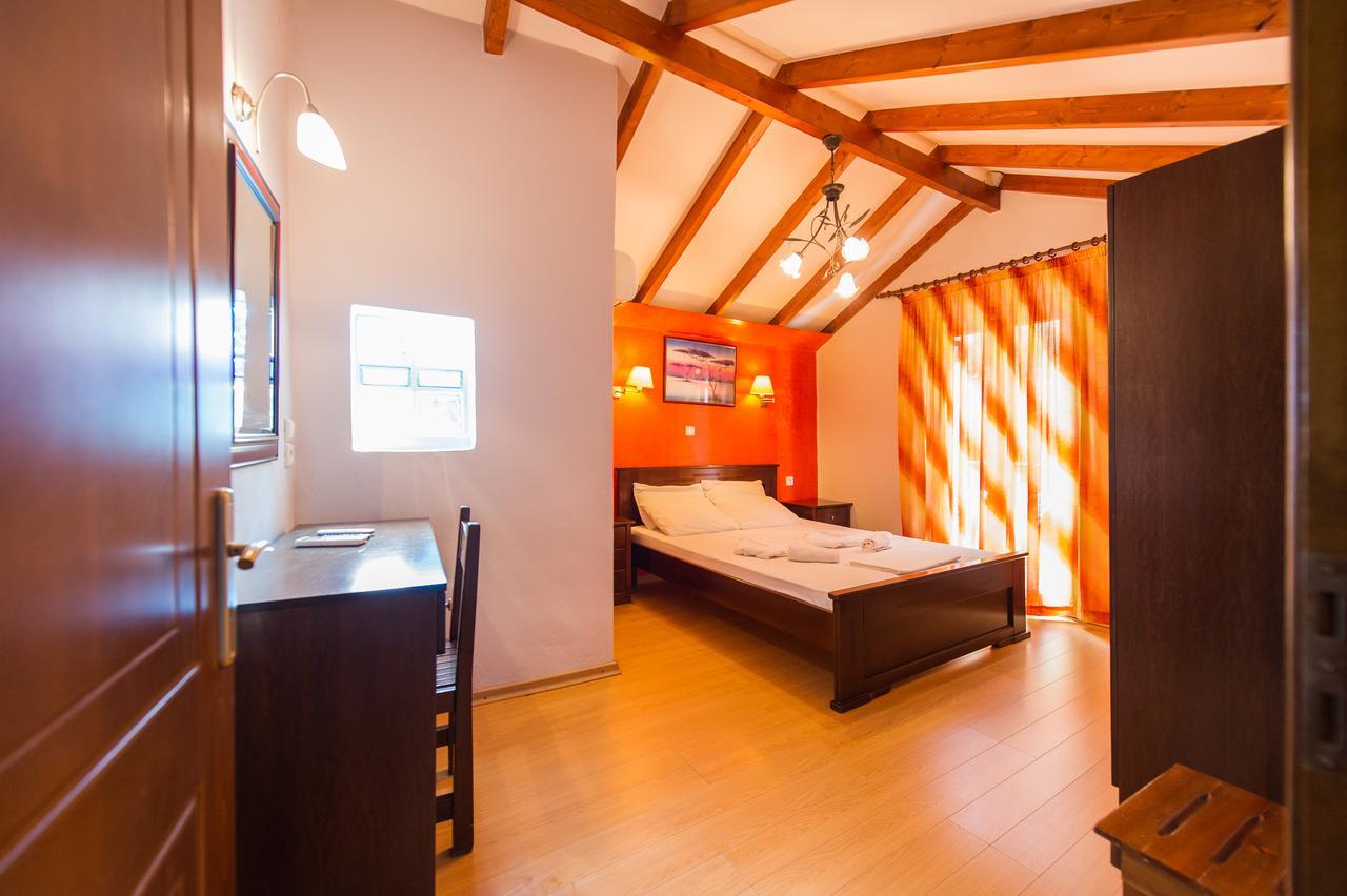 Villa Alexandros Parga Bagian luar foto